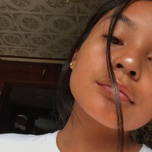 Meet your Posher, Maxine